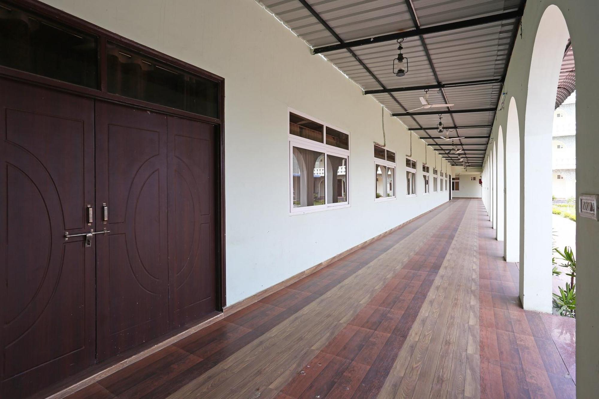 Hotel O Radhika Resort Kota  Zewnętrze zdjęcie